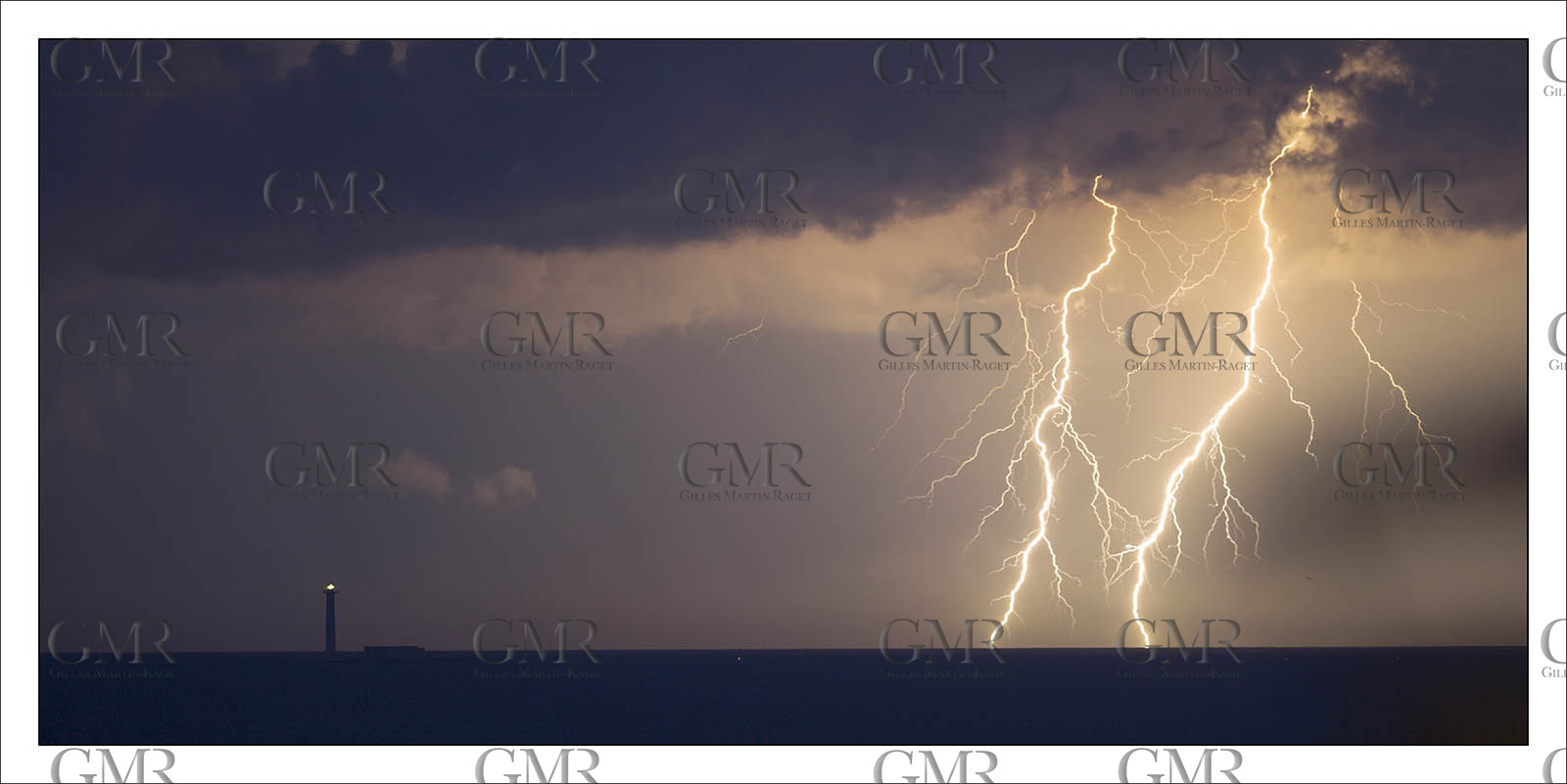 Product: in house made quality print on 8 ultrachome colors Epson ink Jet printer.Available sizes: . 50 x 100 cm. 100 x 200 cmAvailable papers: . Standard 250 gr glossy paper print, black streak, white margin, no signature. Top quality glossy 290 gr. paper, black streak, white margin, checked and signed by the author. Fine Art print (signed, numbered, stamped, registered) on demand. Other supports (Canvas, Acrylic, Metal) on demandPackaging: cylindric reinforced tubeShipping options: regular mail or Shipping companyClick on the basket icon to select your options and start the online ordering process