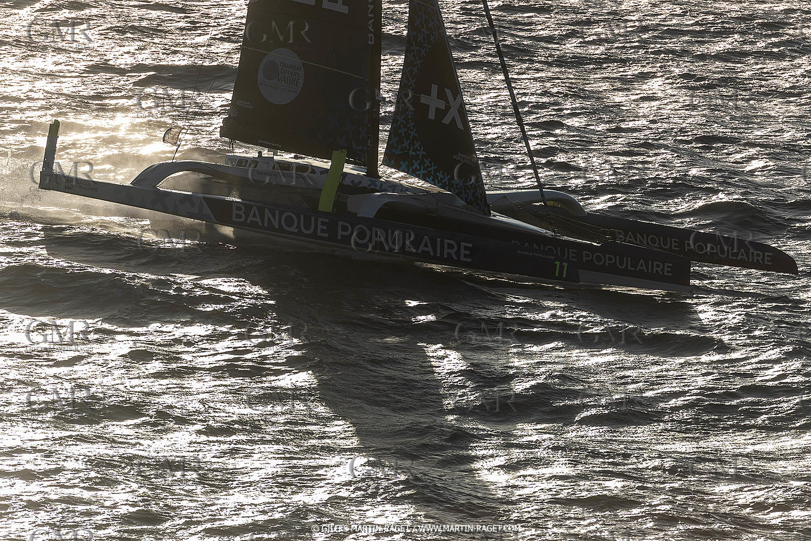 Banque Populaire devant Marseille