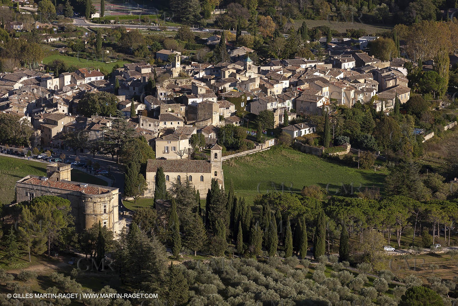 29 10 2012 - Lourmarin (FRA,84) - Luberon  seen from above