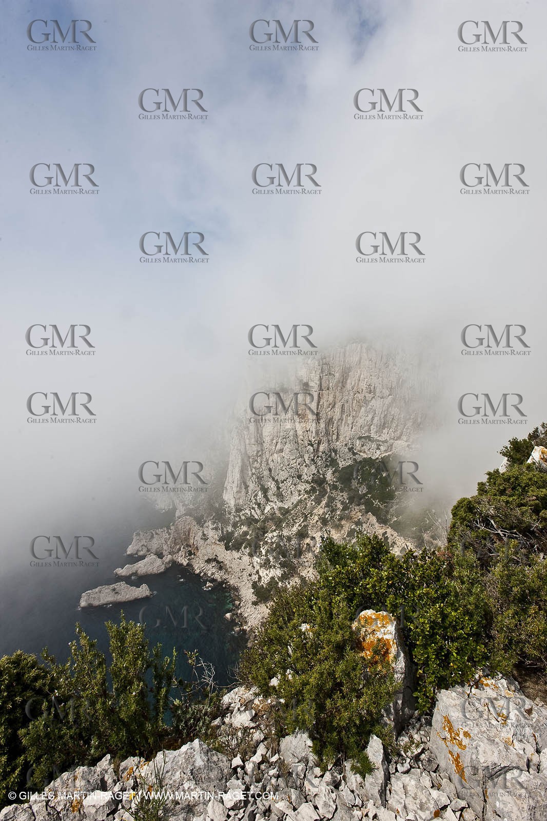 21 04 2010 - Marseille (FRA,13) - The Calanques - Devenson Cliffs