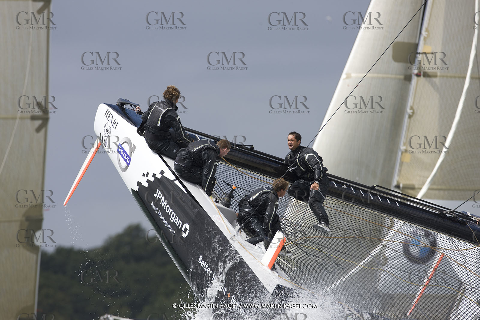04 08 2008 - Cowes (UK, IOW) - BMW ORACLE Racing - IShare Cup Cowes - Racing Day 3