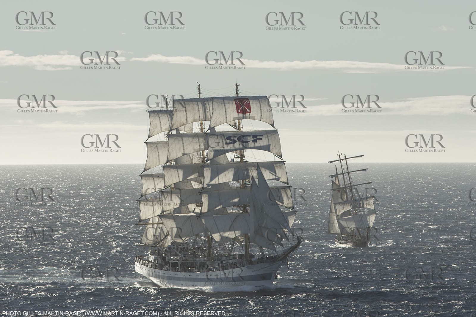 30 09 2013 - Toulon (FRA,83) - Toulon Voiles de Légende - Start towards La Spezia