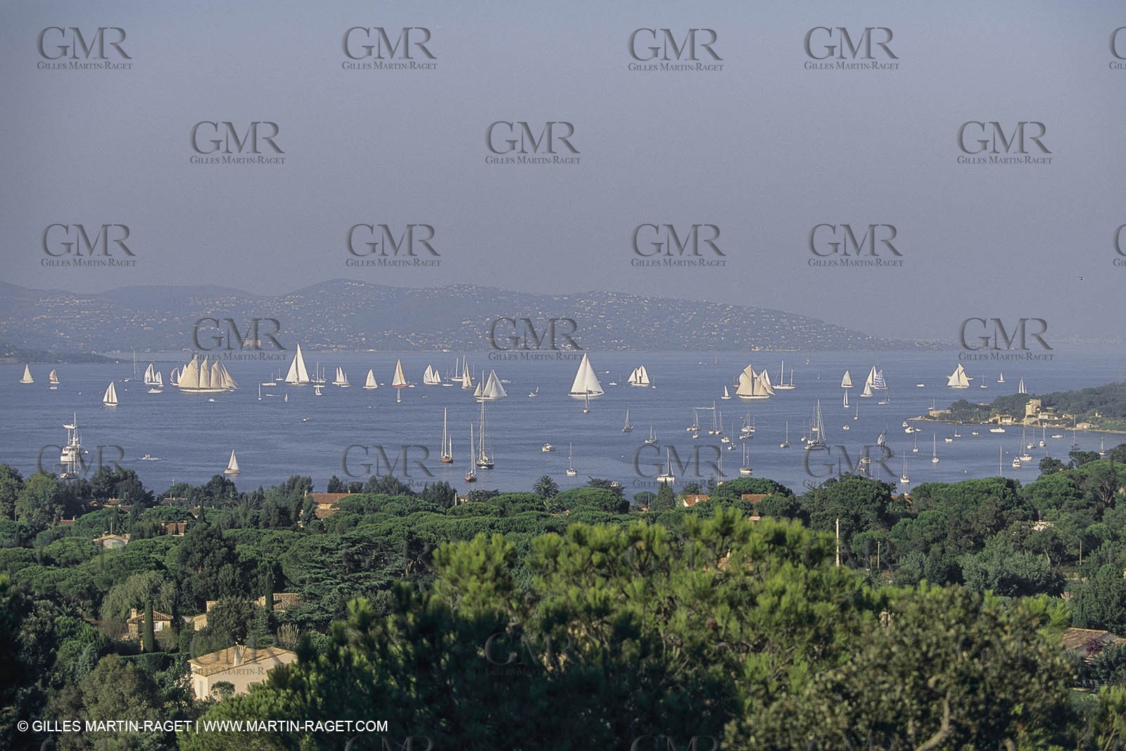Sailing, Nioulargue, Voiles de Saint Tropez, Dock ambiances