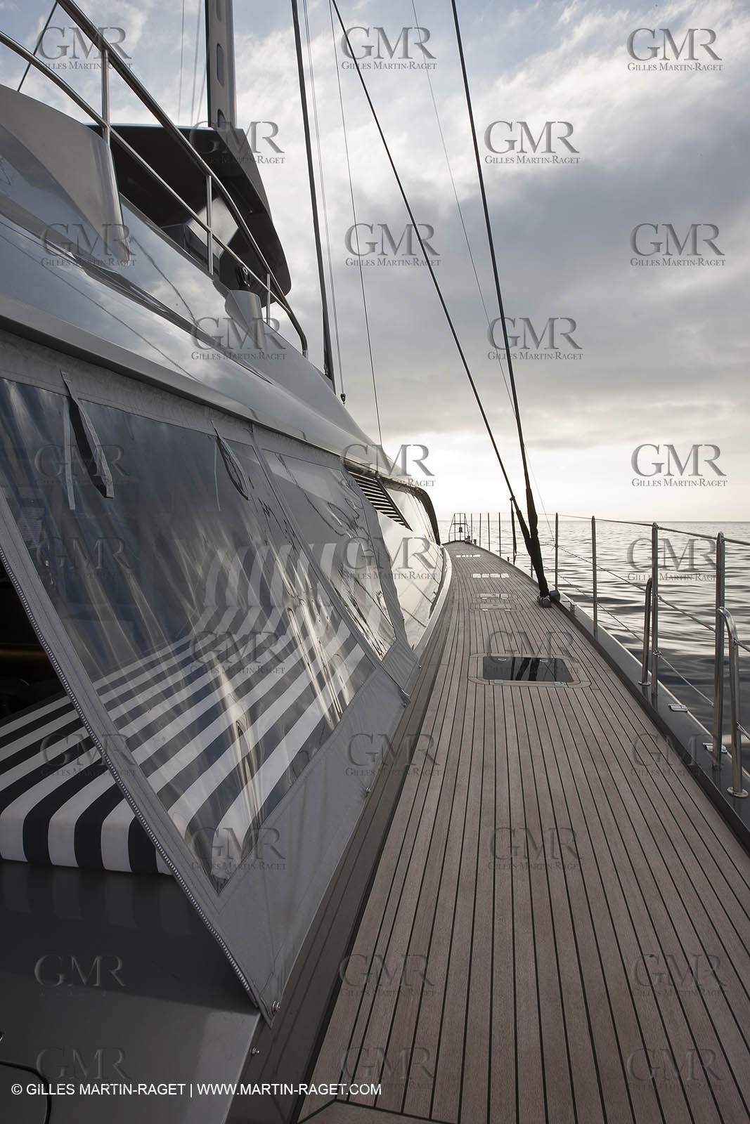 25 02 2011 - La Ciotat (FRA,13) - Super Yachts - Chantier H2X - Cartouche