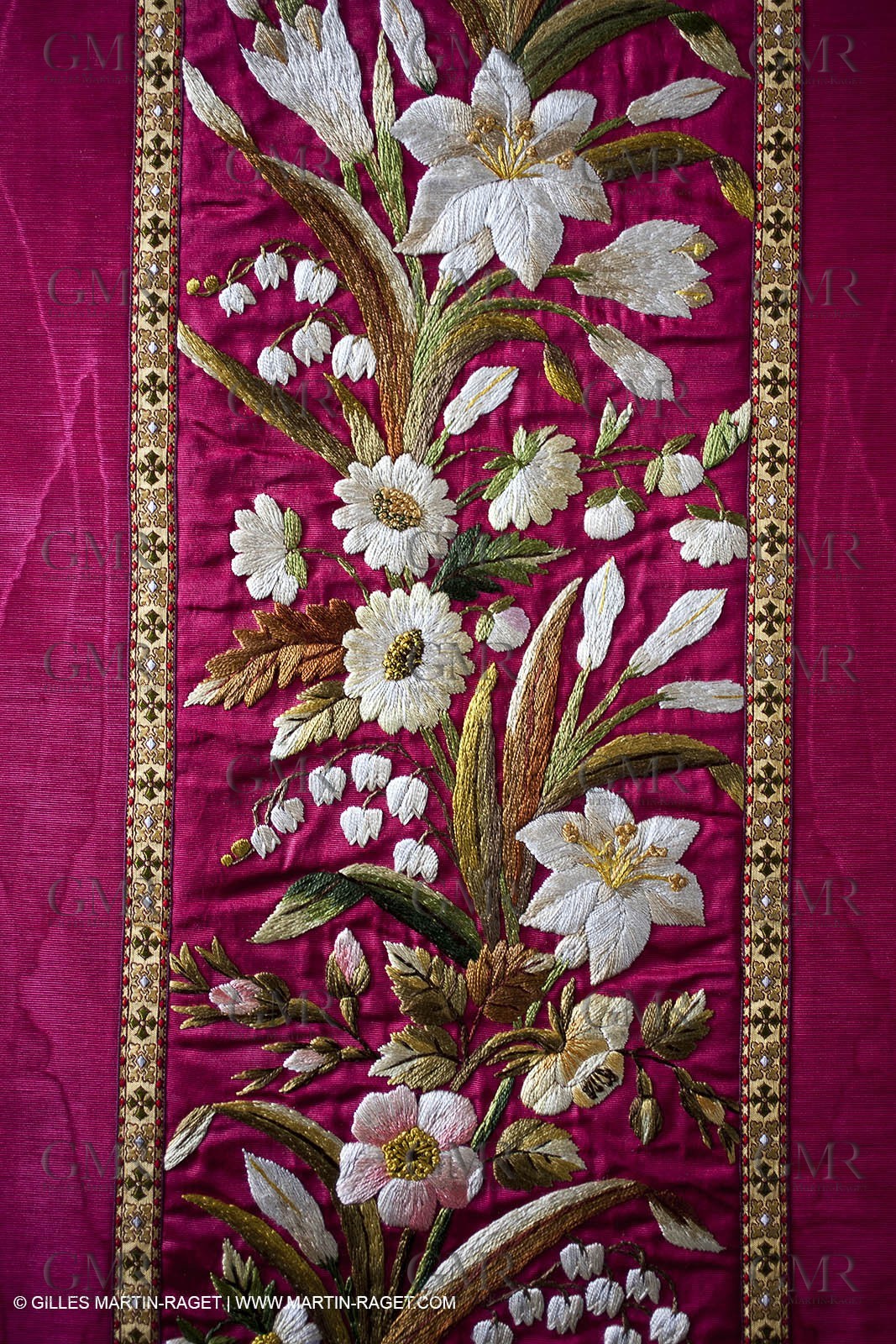 04 02 2013 - Marseille(FRA,13), Notre Dame de la Garde, liturgical clothing