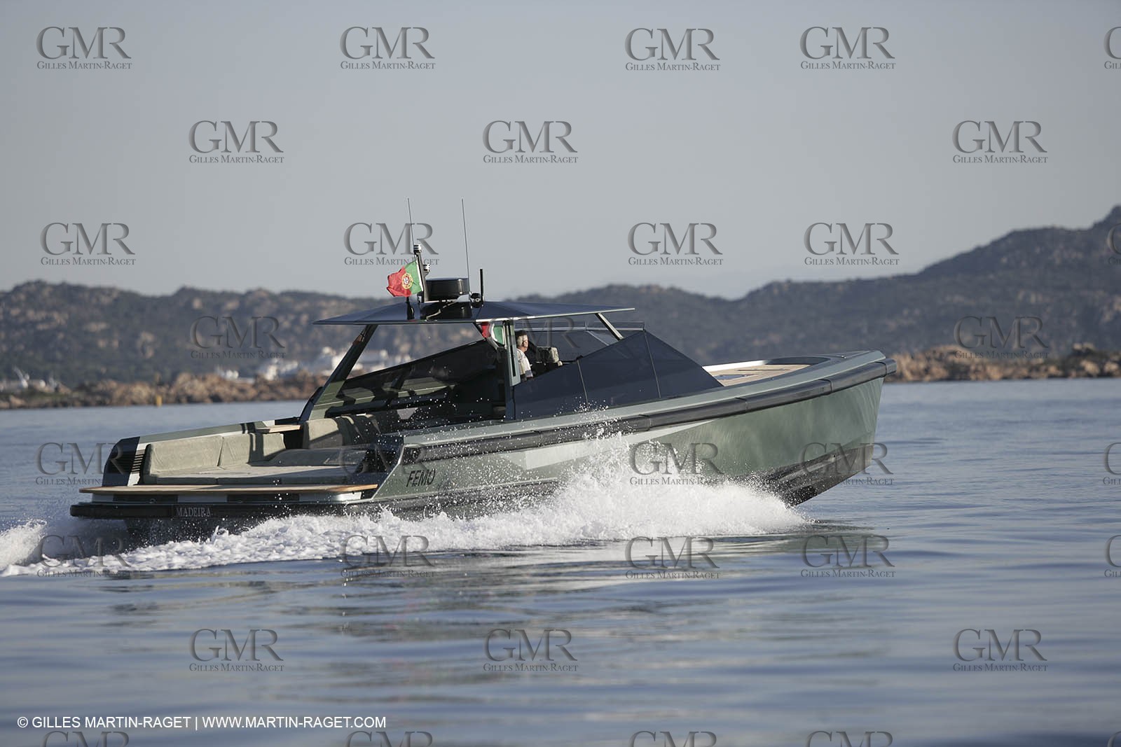 16 07 2007 - Portisco (Italie, Sardaigne) - Wally Power 47, 2007 version