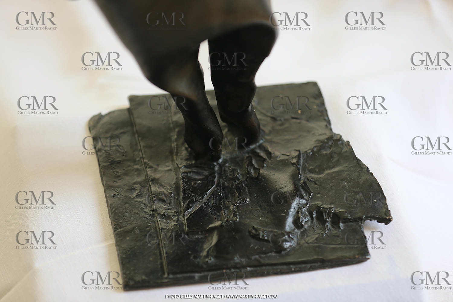 20 03 2016, St Rémy de Provence (FRA,13), Oeuvre de Germaine Richier, L'outre 1956, Bronze Patiné foncé, Numéroté 3 8, 28,5x24x19,5 cm, collection particulière