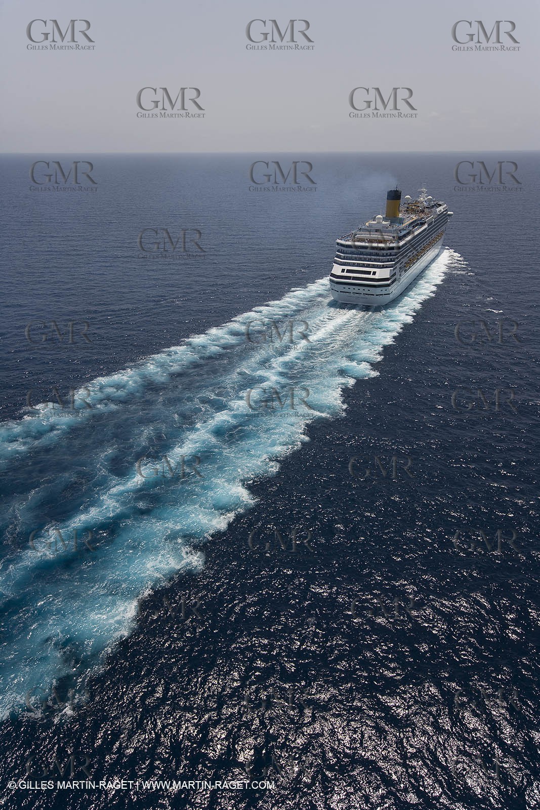 01 08 2007, Palma de Mallorca (Spain), Costa Concordia leaving Palma