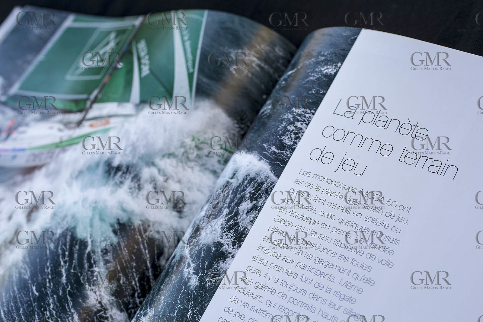 17 août 2014 - Book Vu en Mer (as seen at sea) - Editions du Chêne (Paris, FRA)- Gilles Martin-Raget