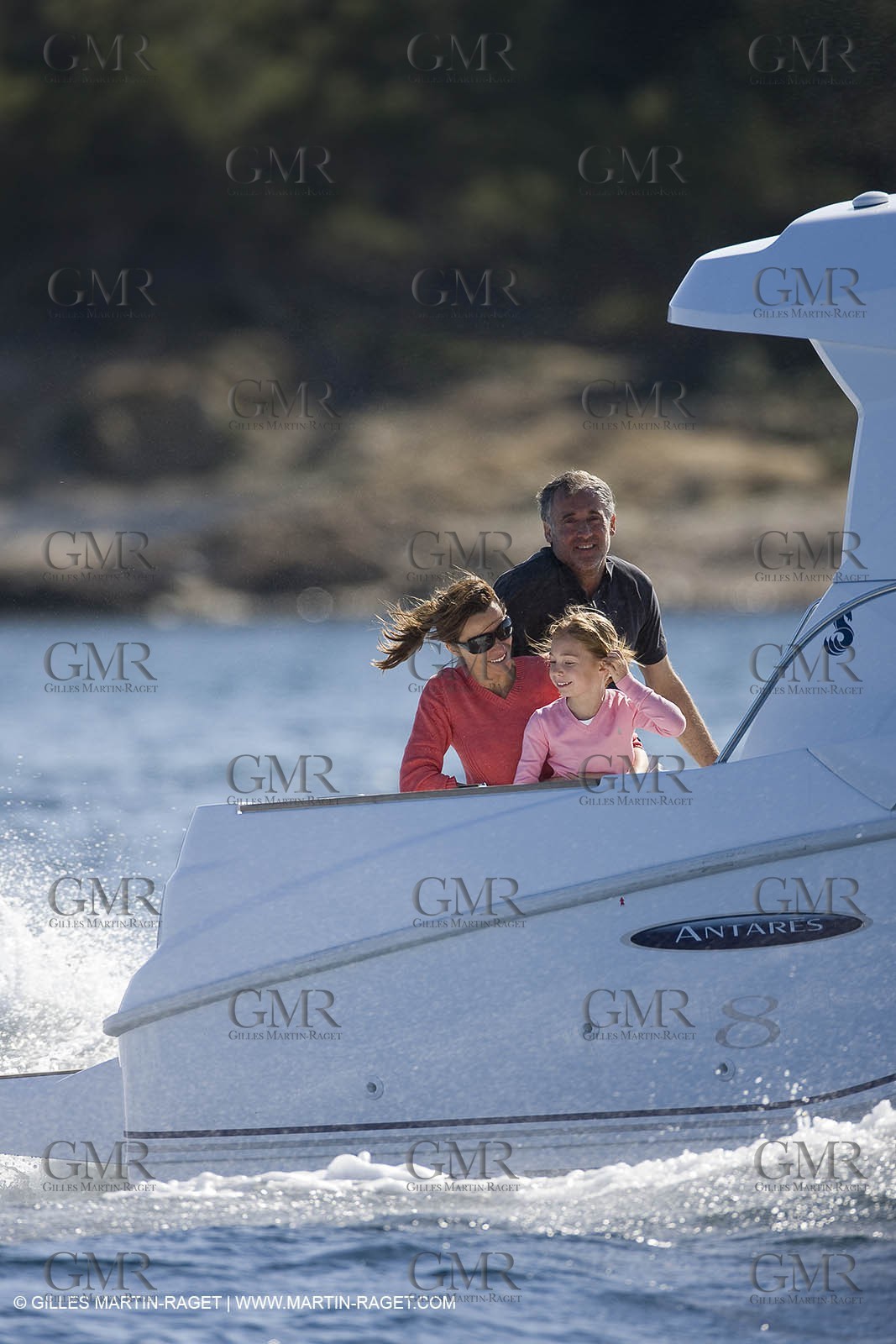 15 04 2008 - Porquerolles (Fra, 83) - Beneteau - Antares 8