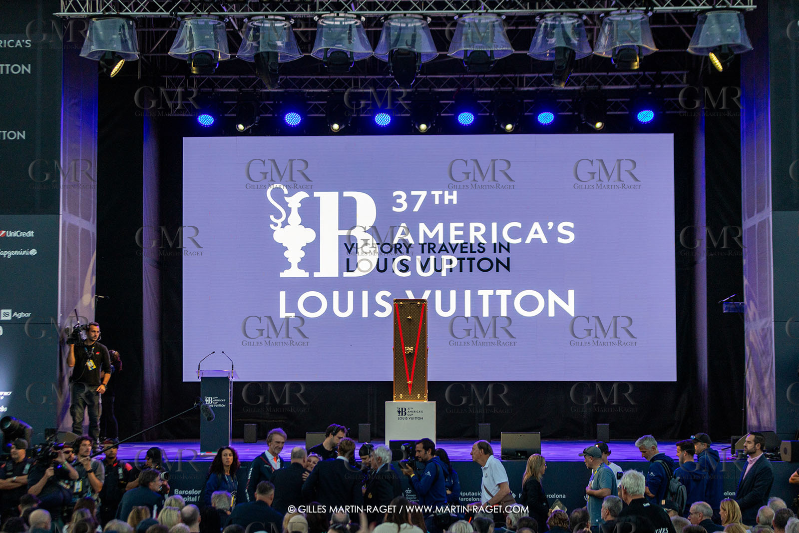 19 10 2024, Barcelona (ESP), Louis Vuitton 37th America's Cup, Final Match, Race Day 6 , Prizegiving