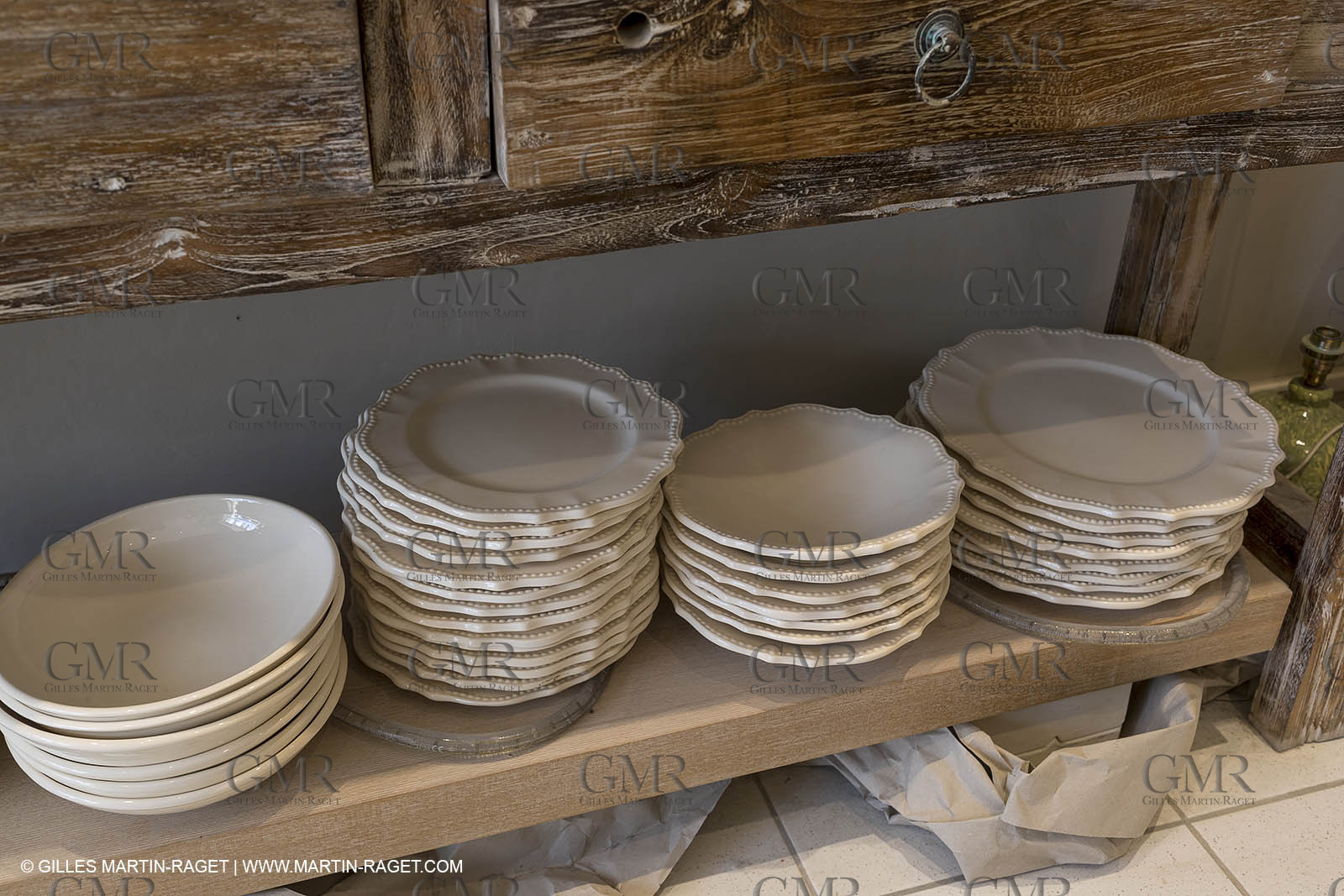 17 05 2018, Apt (FRA,84), Atelier de Faïence Rigo