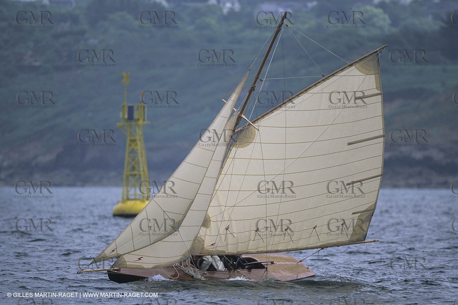 Sailing, Classic yachts (for yacht names check keywords)