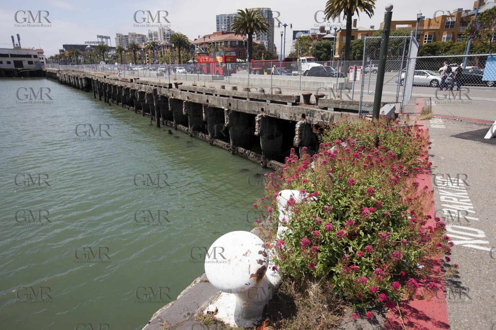 07 06 2011 - San Francisco (USA,CA) - 34th America's Cup - The Piers in their state of origin - Pier 30-32