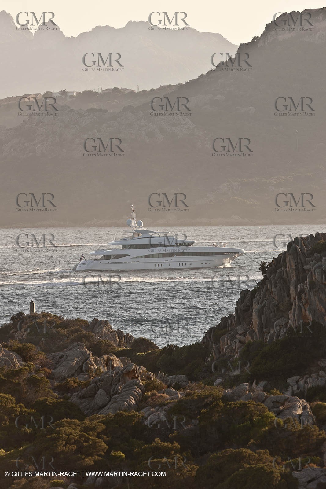 18 08 2011 - La Maddalena (ITA, Sardinia) - Motor yacht Inception