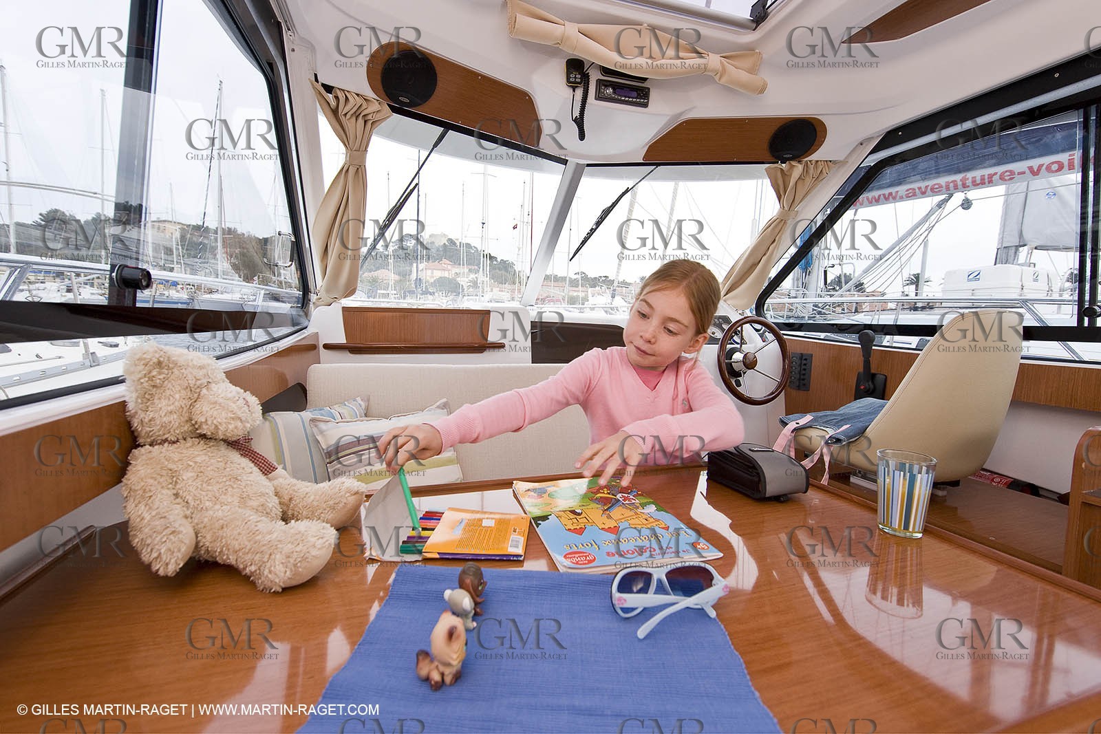 15 04 2008 - Porquerolles (Fra, 83) - Beneteau - Antares 8