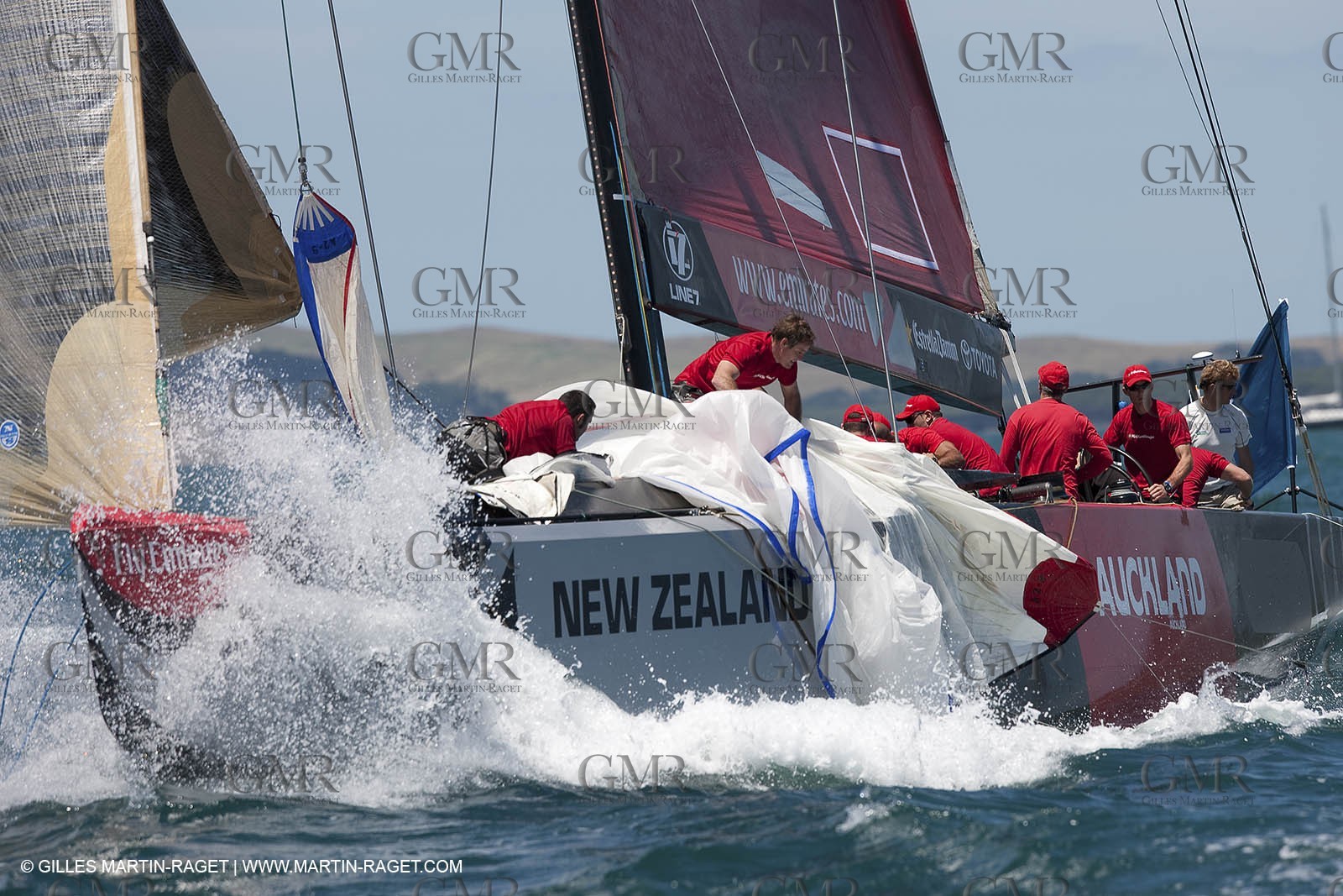 21 01 2009 - Auckland (NZL) -  Louis Vuitton Pacific Series - BMW ORACLE Racing - Training
