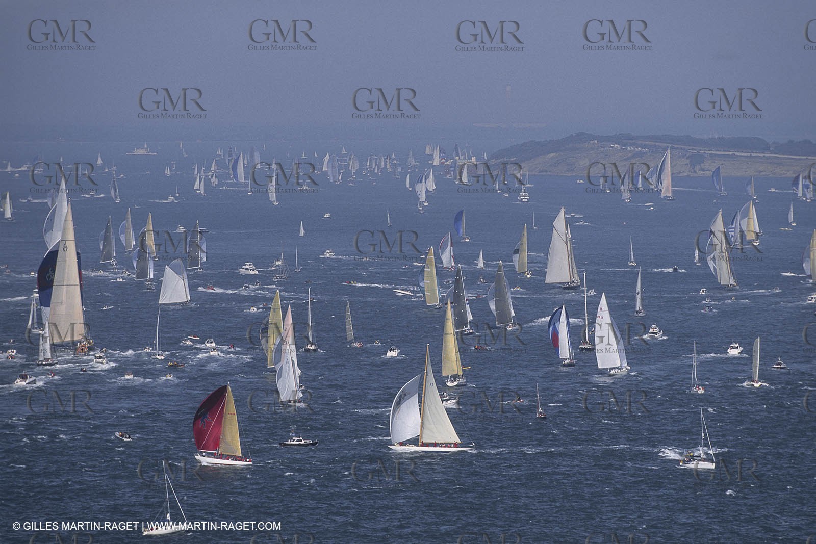 Sailing, shore and dock ambiances, Cowes, (UK, IOW)