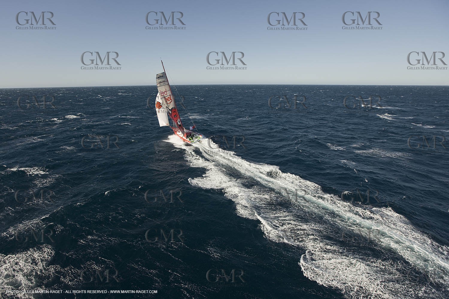 14 07 2008 - Port Camargue (FRA,30) Monocoques IMOCA - Vendée Globe 2008 - Kito de Pavant (Groupe Bel) training in strong breeze.