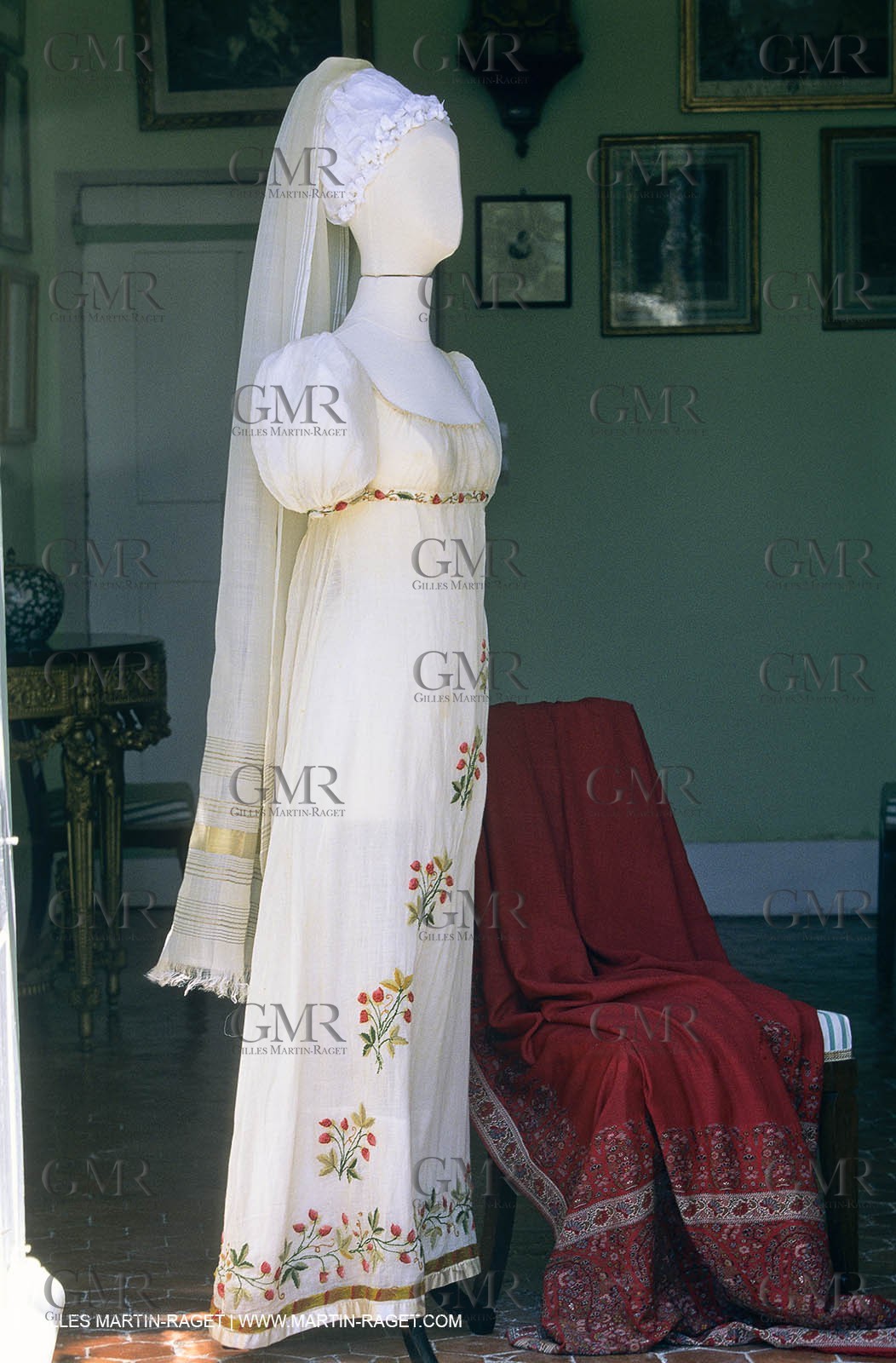 Boutis - cloths from Provence - Cstles costumes exhibition