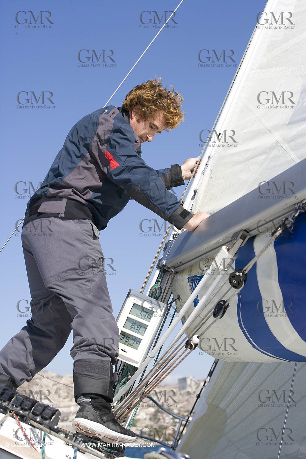 28 09 2007 - Marseille (FRA, 13) - Aigle Marine weather clothing showed in action by salors Marc Emig et Luce Molinier