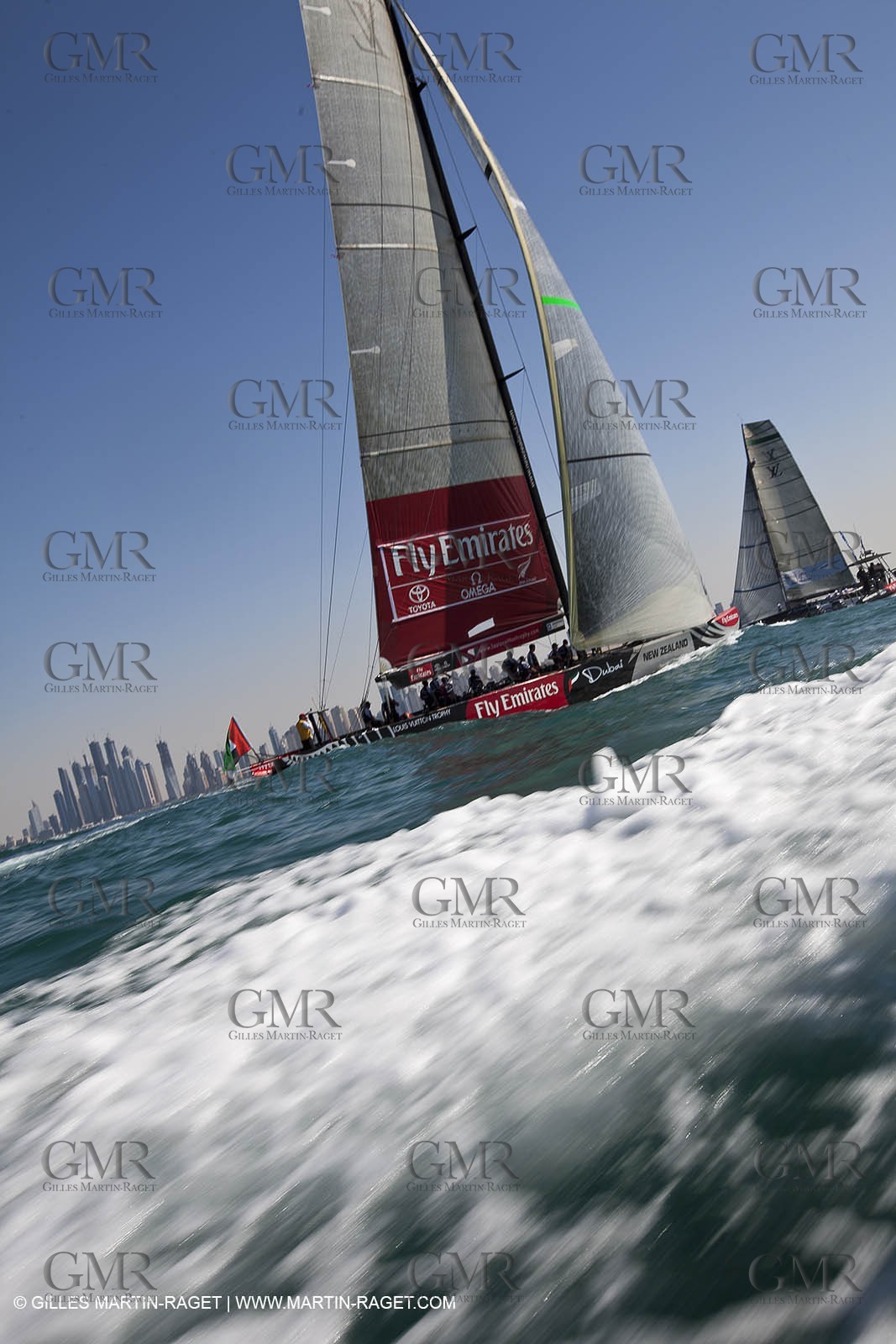 18 11 2010 - Dubai (UAE) - Dubai Louis Vuitton Trophy -  BMW ORACLE Racing Vs Mascalzone Latino