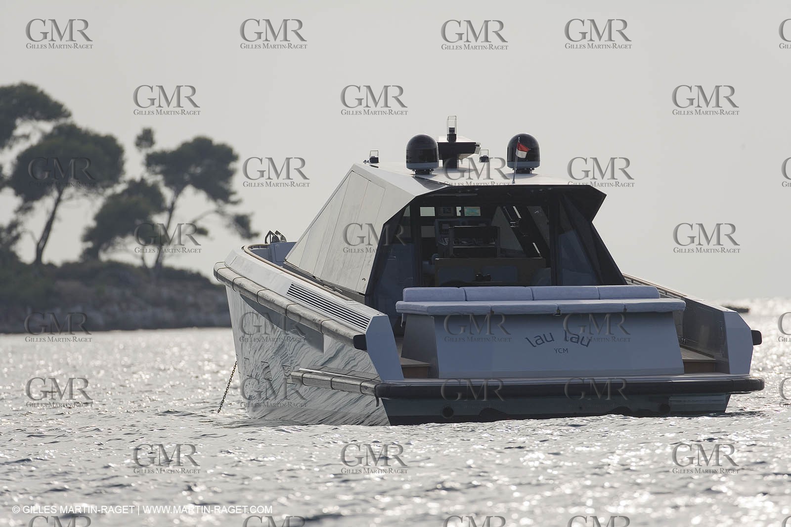 29 09 2007 - St Jean Cap Ferrat - Wally Yachts - Wally Power 70 - Lau Lau