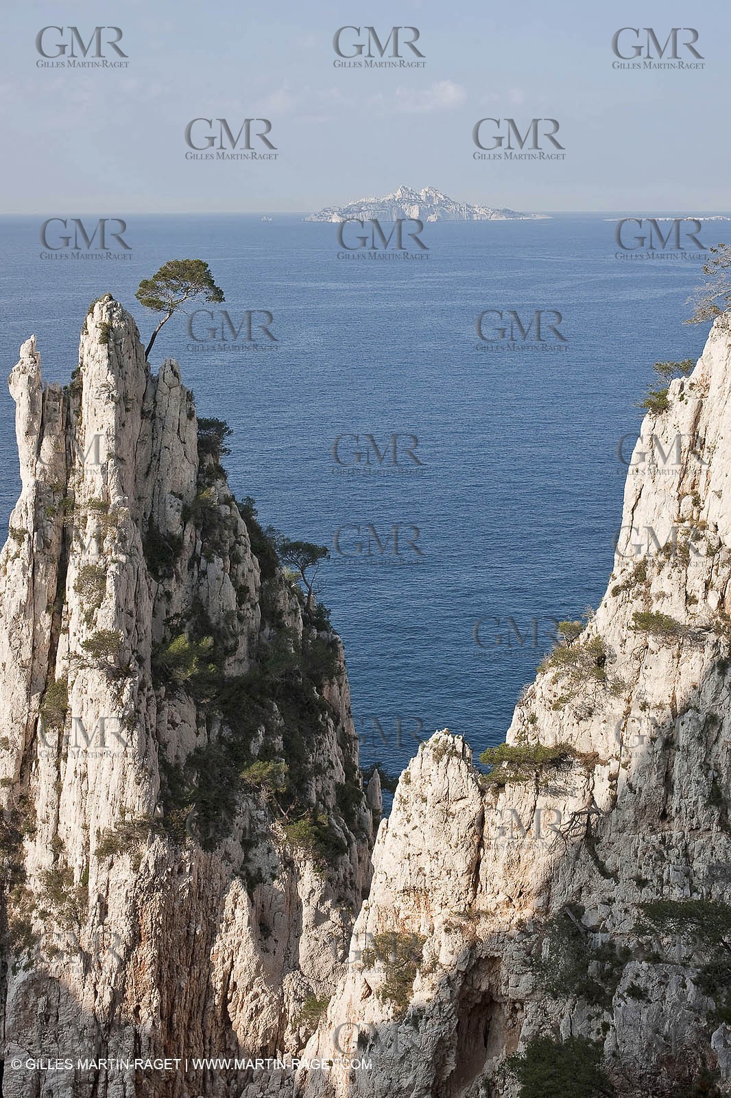 20 03 2009 - Marseille (FRA, 13) - Les Calanques - Pic de l'Eissadon and devenson cliffs