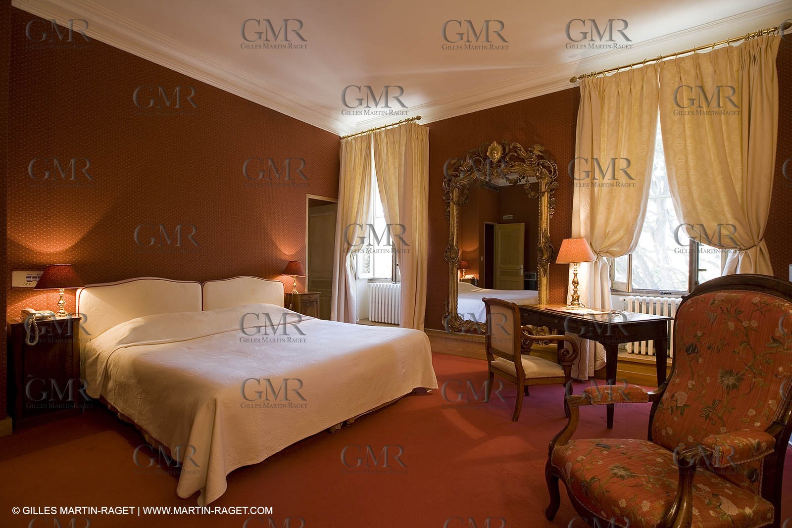 26 03 08 - Saint Rémy de Provence (FRA,13) - Chateau des Alpilles