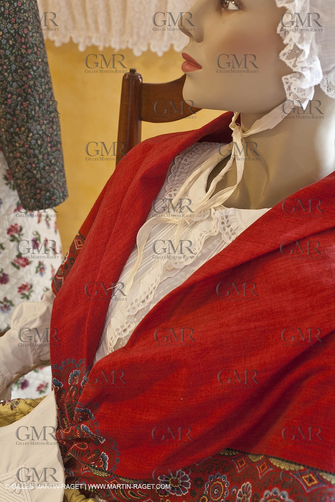 December 2009 - Boutis