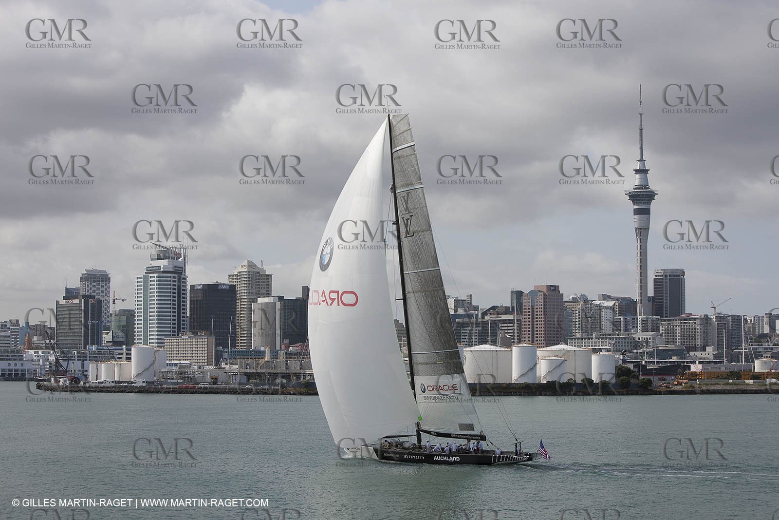 29 01 2009 - Auckland (NZL) -  Louis Vuitton Pacific Series - BMW ORACLE Racing - Training