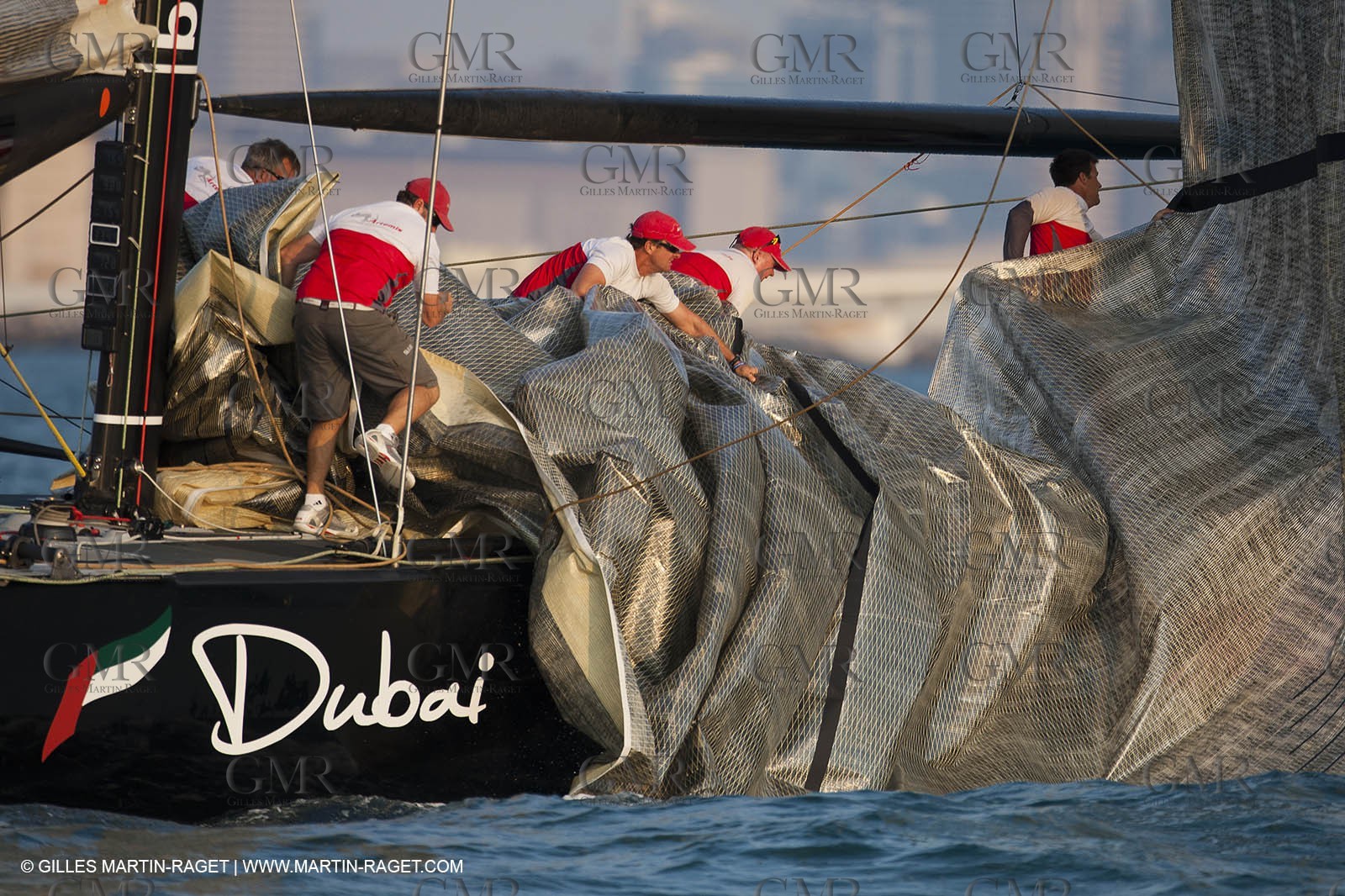 21 11 2010 - Dubai (UAE) - Dubai Louis Vuitton Trophy -  Round 2 - BMW ORACLE Racing