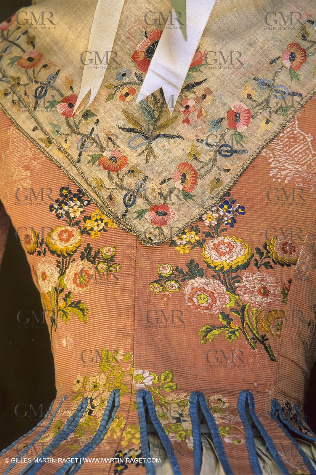 France, Provence, Traditions, Boutis et piqués, traditional cloths from Provence